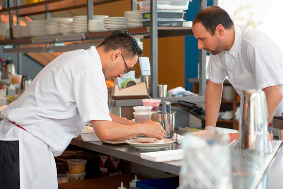 Managing a Restaurant: How to Run a Restaurant Successfully