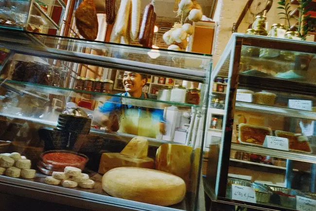 How To Open a Grocery Store