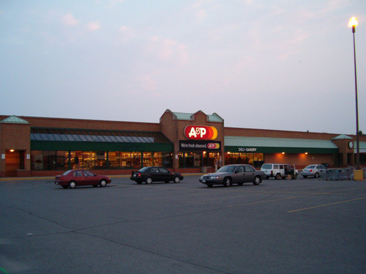 A&P Files Chapter 11 to Facilitate Store Sales
