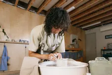 How Emi Ceramics is Bringing Japanese Sensibility to Her Craft