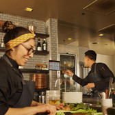 How Restaurants Can Adjust to Lighter, Less Experienced Staffing