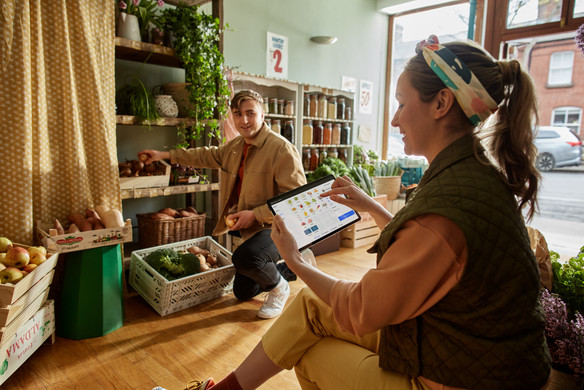 How Online Sales Help Small Brick-and-Mortar Stores Expand