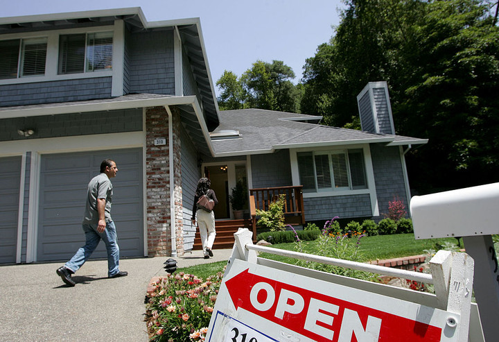 LoanDepot Seeks NYSE Listing Amid Mortgage Boom