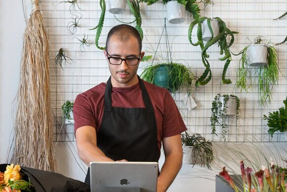 6 Transformative Software Tools for Growing Businesses