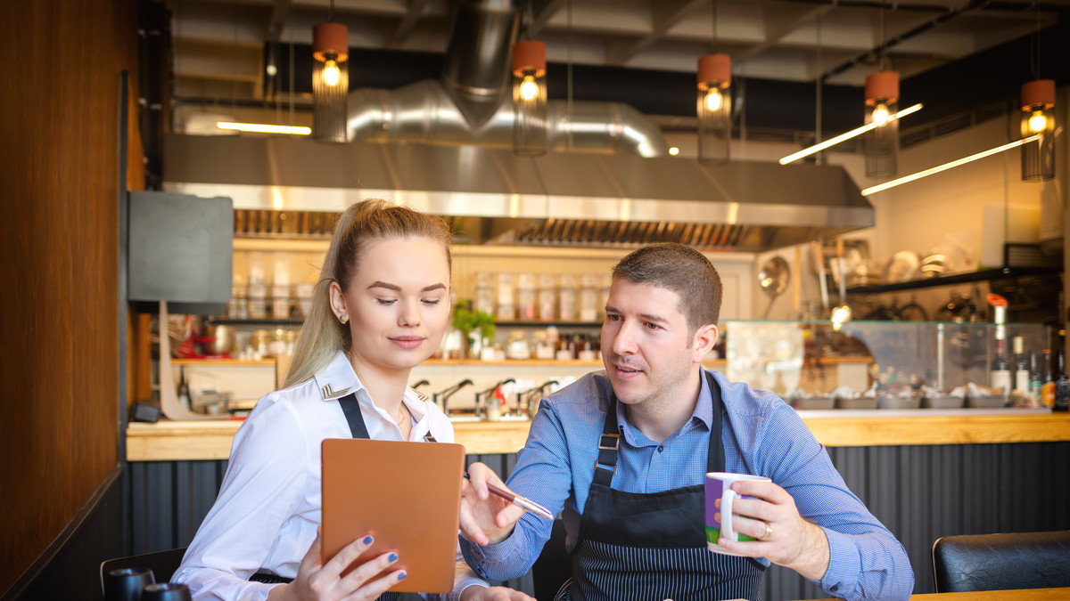 10 Must-Have Features of a Good Restaurant-Management System Software