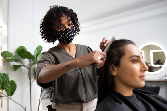 How to Keep Salon Appointments on Schedule When You’re Busy