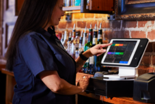 How To Run a Bar: 11 Proven Tips for Success (2025)