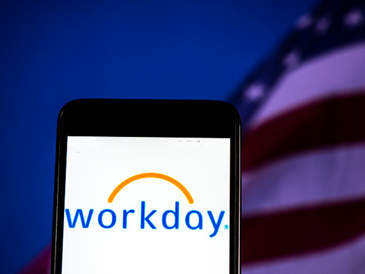 Workday Tops Q3 Estimates But Stock Dips 1.9%