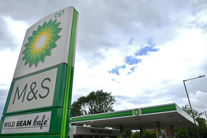 BP Halves Dividend, Posts $16.8B Loss in Q2