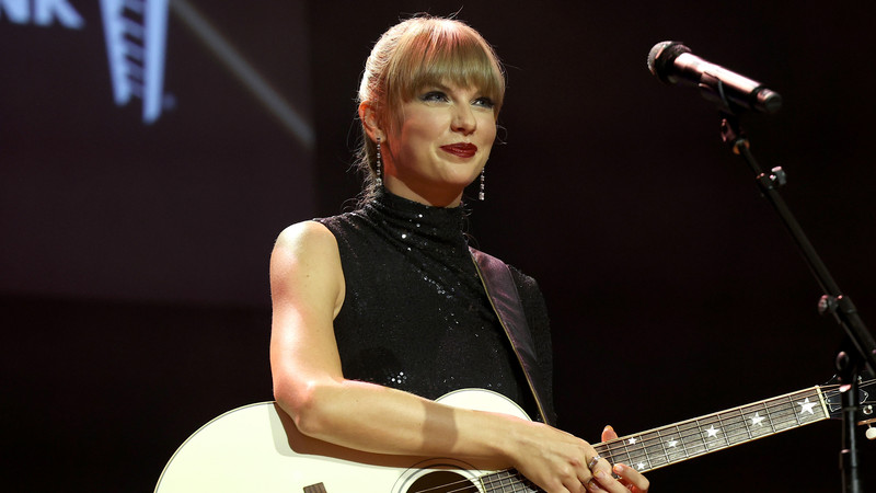 Taylor Swift on Taking All Top 10 Slots of the Billboard 100 Songs Chart