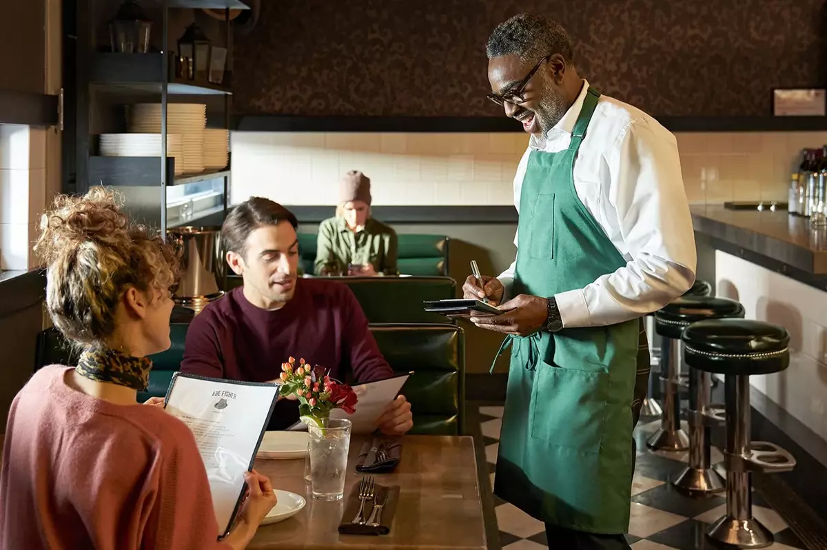 7 Table Management Tips for Profitable Restaurants | Square