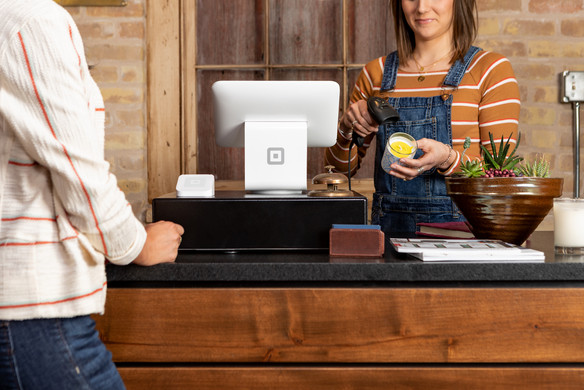 What You Need to Know if You’re a Cash Business Considering Taking Credit Cards