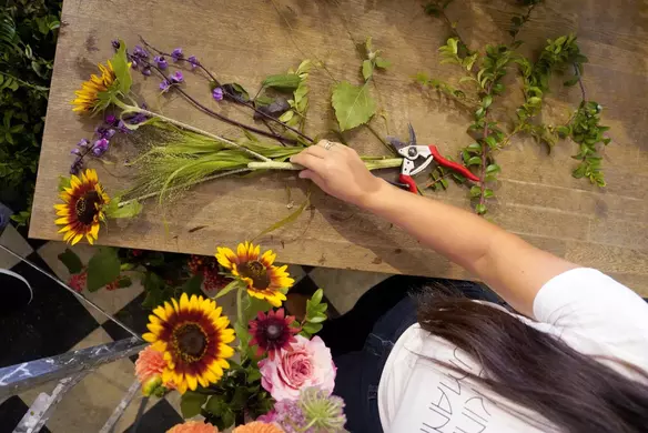 20 DIY Business Ideas You Can Start With a Small Budget