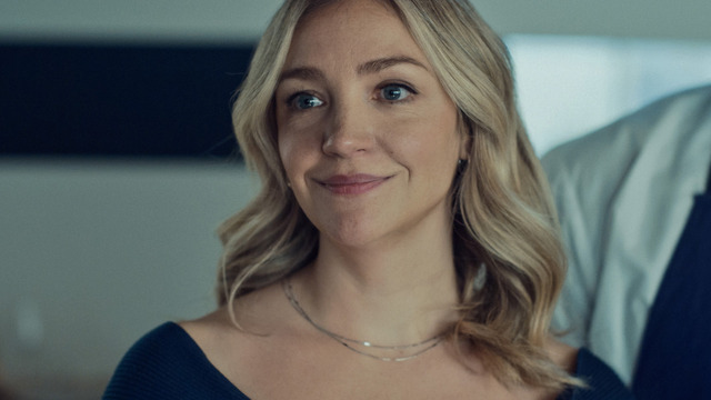 Abby Elliott as Sugar in the Bear.jpg
