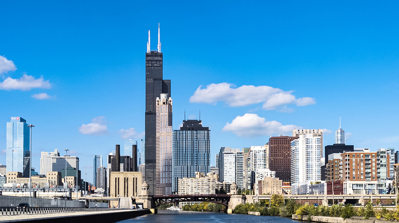 CHICAGO SPORTS NETWORK AND DIRECTV  REACH MULTIYEAR DISTRIBUTION AGREEMENT