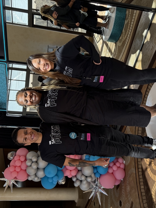 alt="Say yes to Prom 2.jpg"