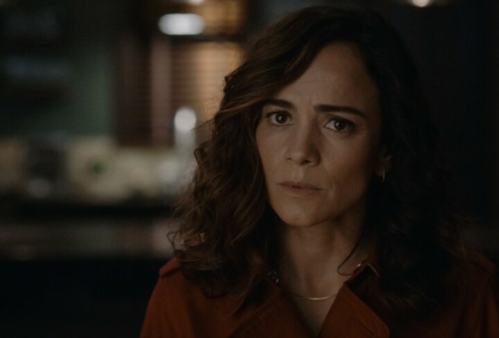Alice Braga as Amanda Lucas in Dark Matter